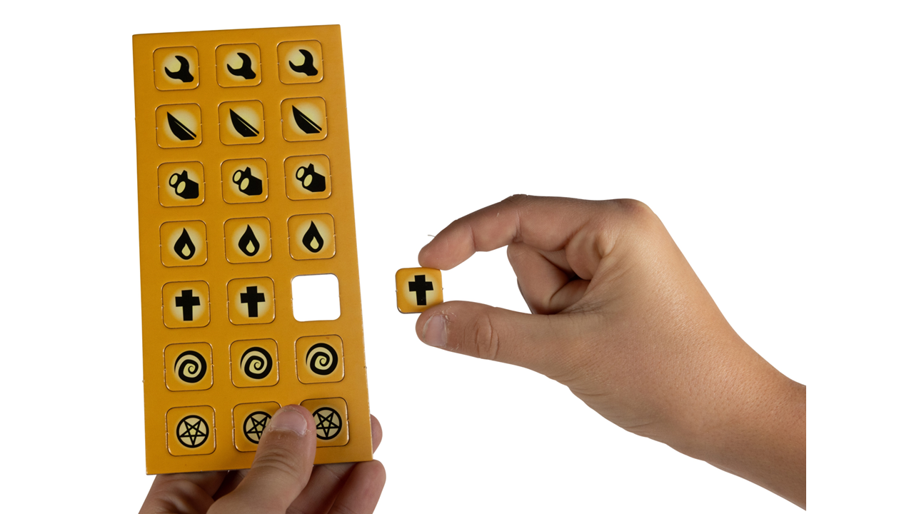 Vue des jetons du jeu de société Esprit es-tu là ? de Topi Games